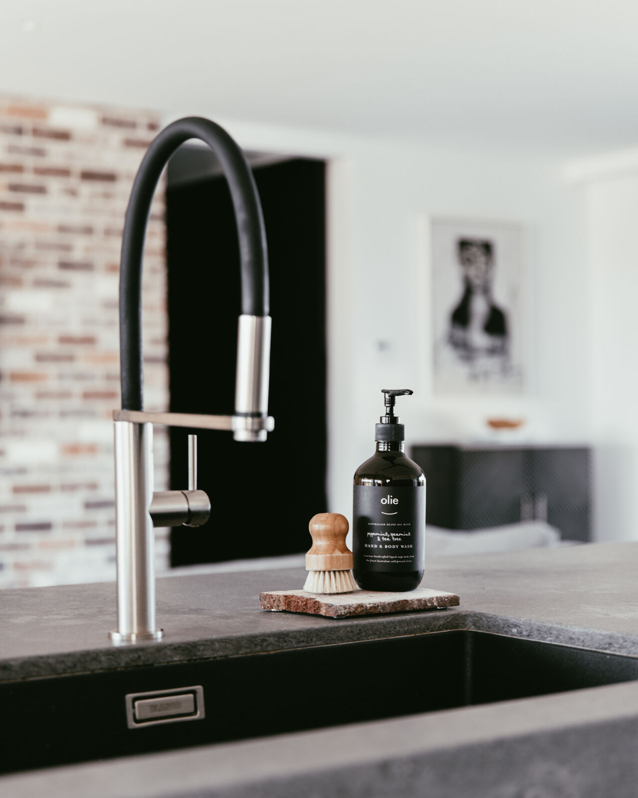 Hand & Body Wash 1 Litre Olieve